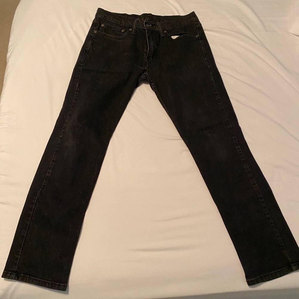 Men’s Levi 511 slim fit black jeans 32x30 like new
